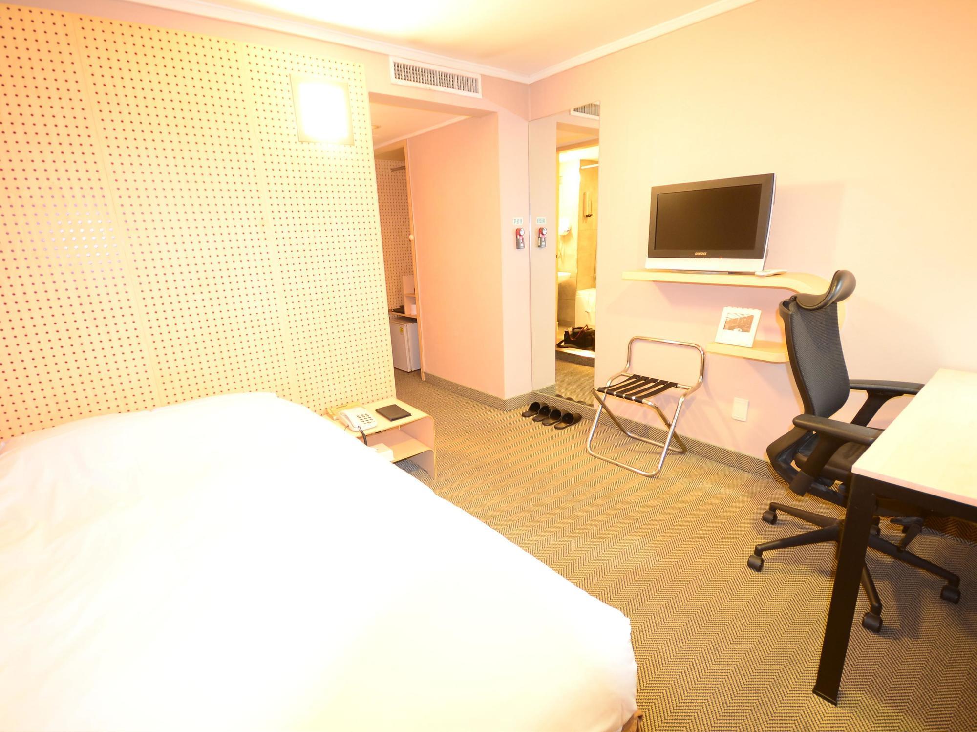 Young Dong Seoul Bagian luar foto